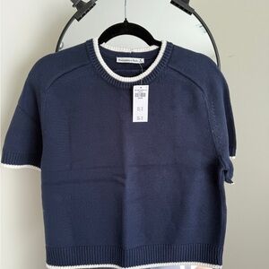 The A&F Madeline Crew Sweater Tee - size M